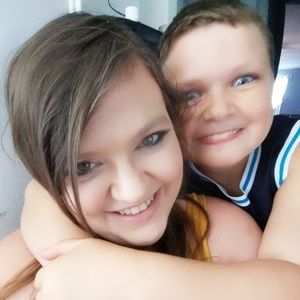 Meet your Posher, Mistie